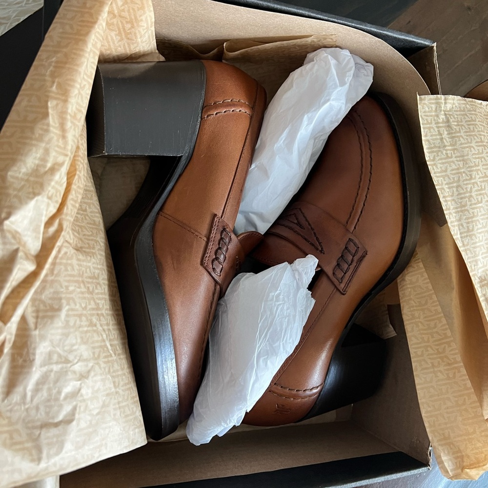Size 8 Women Frye Loafer shoes